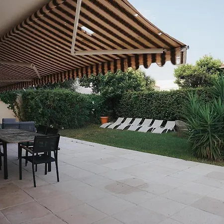 アパート Luxury Setting With Private Pool *