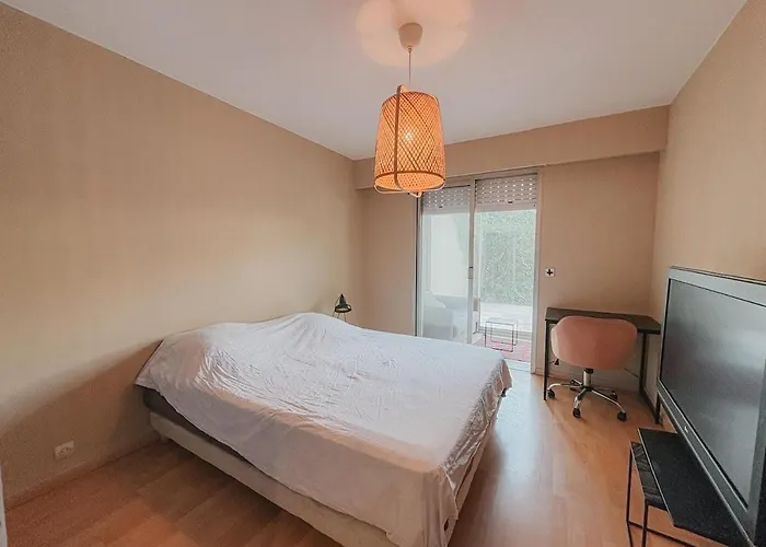 Luxury Setting With Private Pool アパート アンティーブ
