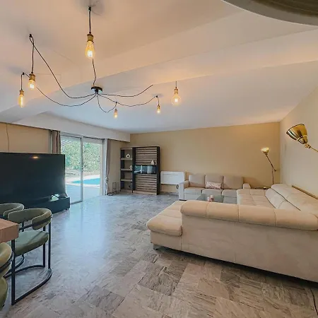 Luxury Setting With Private Pool * أنتيب